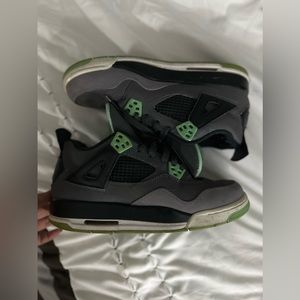 Air jordan 4s
